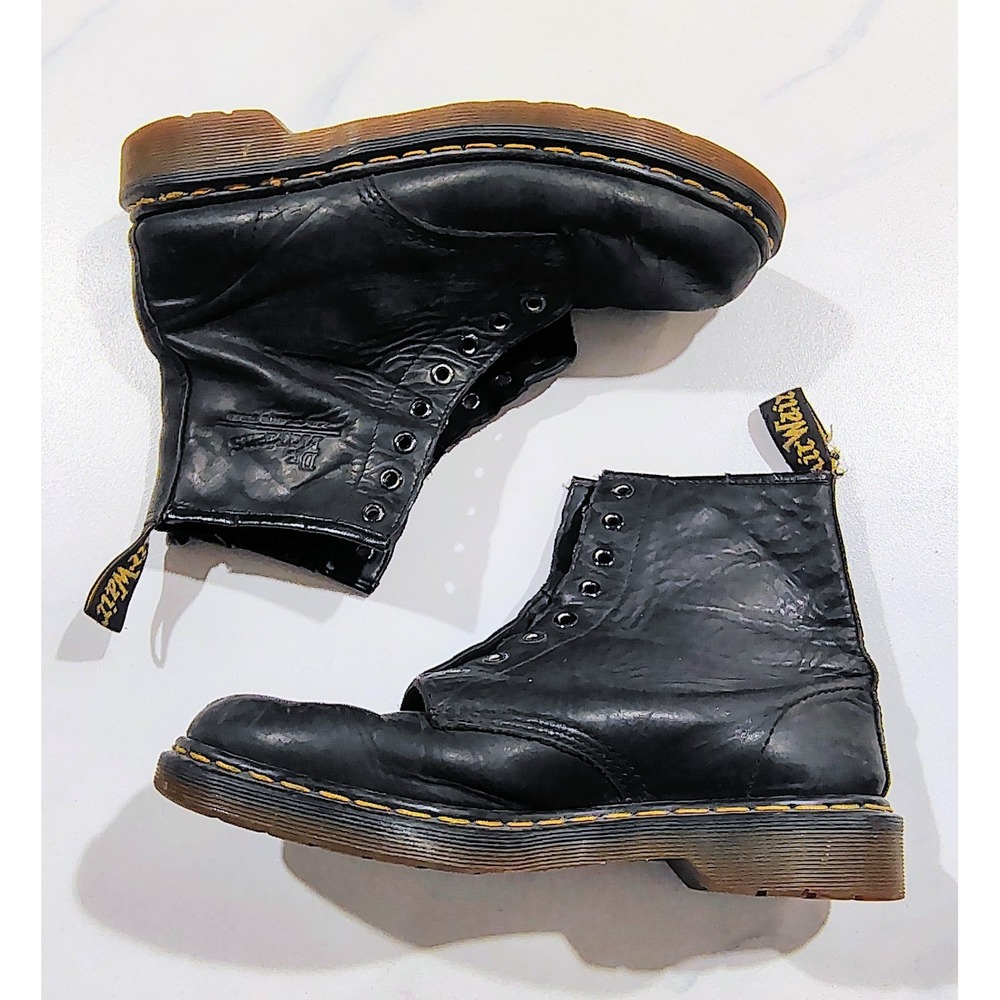 Dr Martens Mens Black Leather Vintage Sz 10US 1460 Made in England 8 Eyelet 9UK